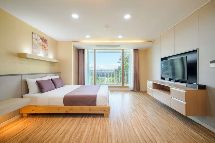 Standard Double Family room with balcony