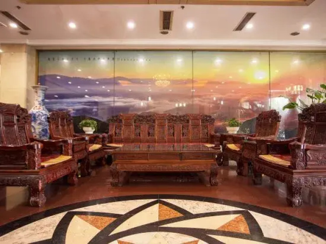 Runhua Junyue Hotel