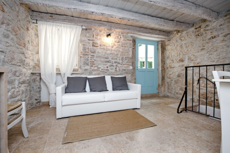 Apartments Casa Roccia Bianca