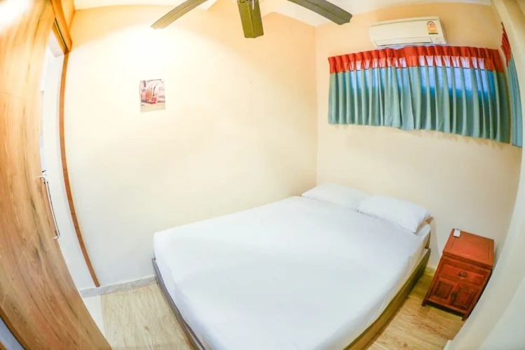 3 Bedrooms Villa with garden view
