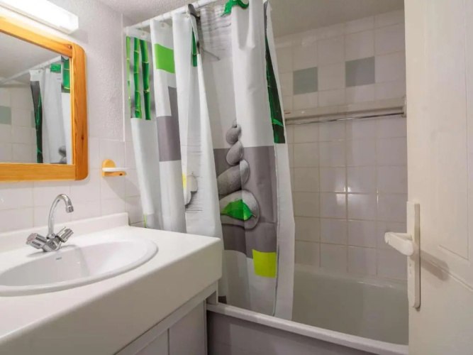 Appartement Barèges, 2 pièces, 4 personnes - FR-1-403-21