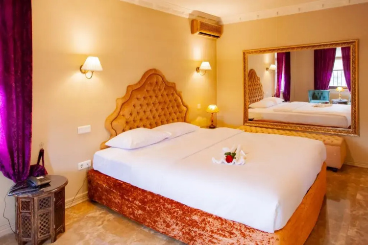 AlaHan Hotel