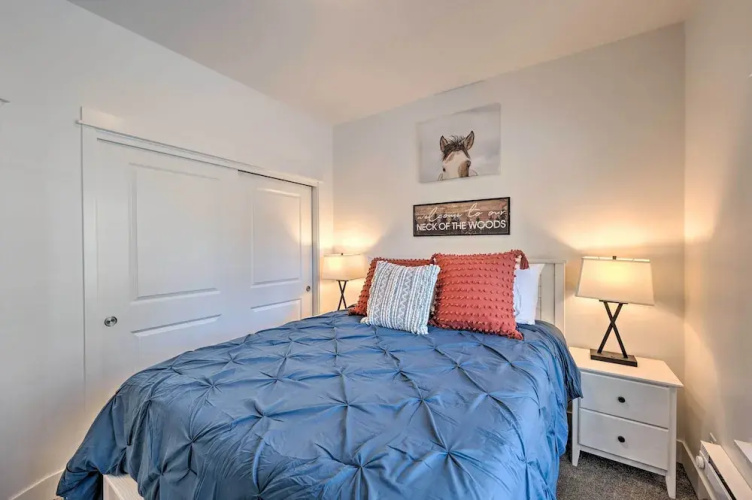 Charming Mccall Townhome: Hike, Fish, & Ski!