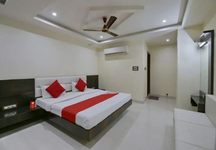 OYO 4164 Hotel Shivam Elite