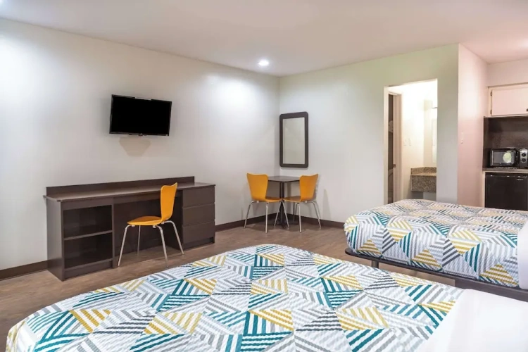 Deluxe Quadruple room