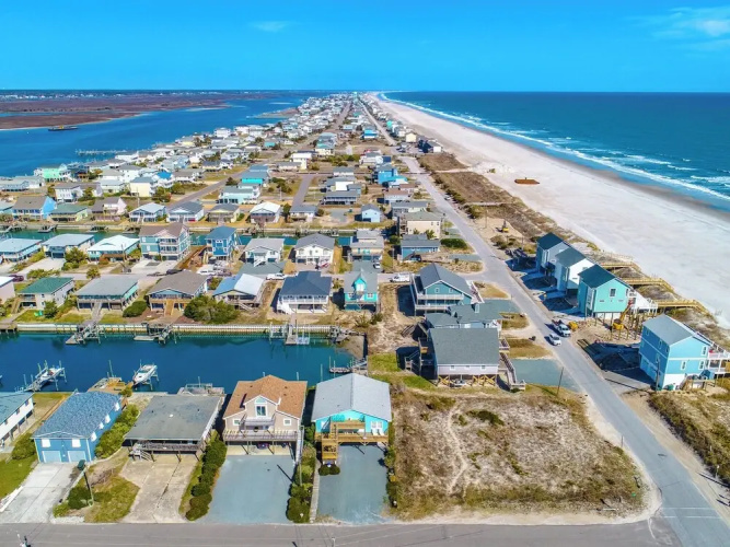 Boyd by Topsail Realty