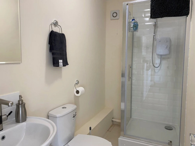 Apartment Sleeps 4, Free Parking, Pets Welcome