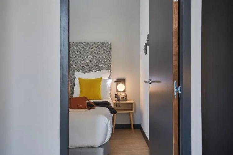 1 Bedroom Quadruple Apartment