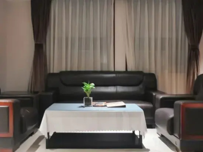 Guanzhong Hotel