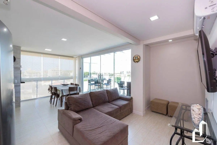 Cobertura Duplex Com Piscina E 03 Suítes