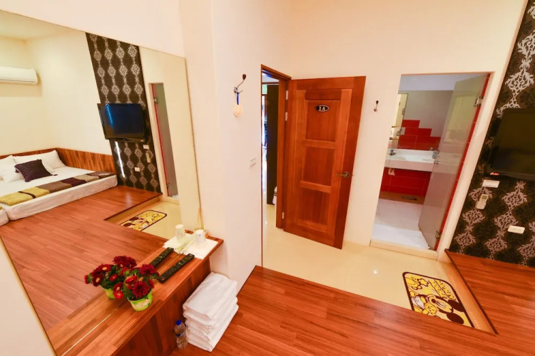 Cape 203 B&B