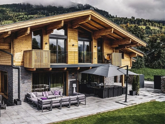 Superior Chalet