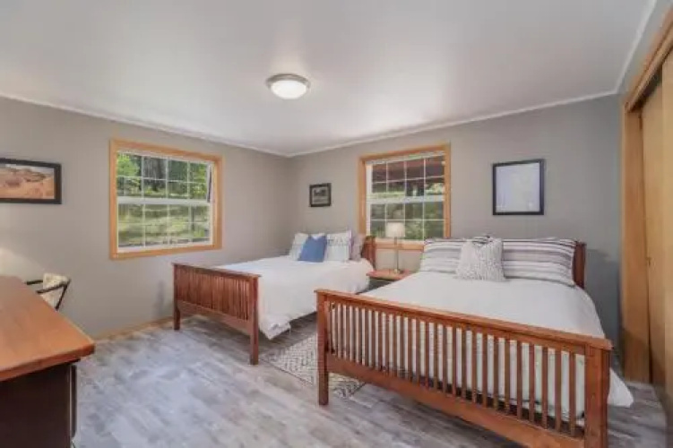 Bjork Creek Cabin