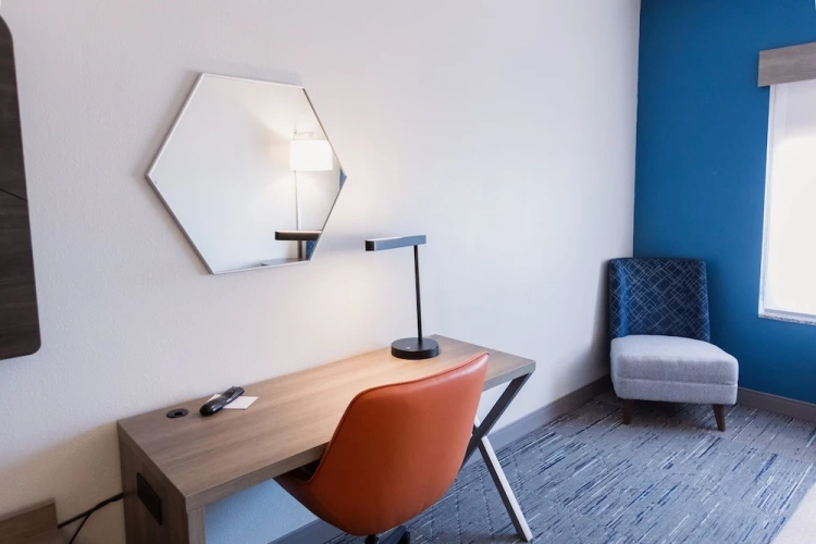 2 Bedrooms Suite