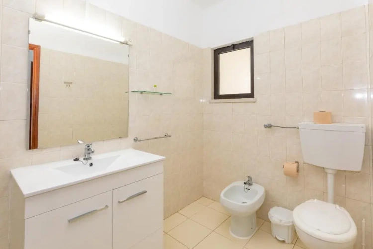 1 Bedroom Apartment with pool view