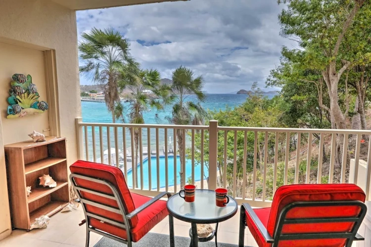 Apartment with balcony
