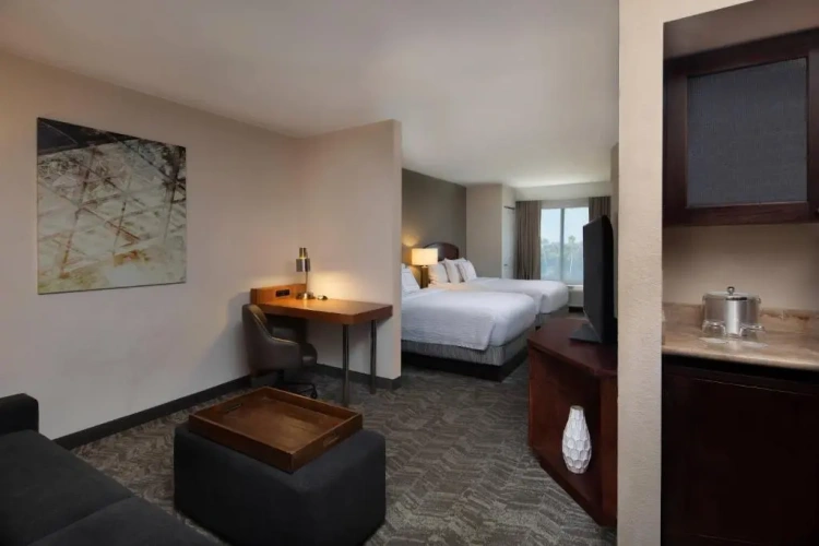 Quadruple Suite