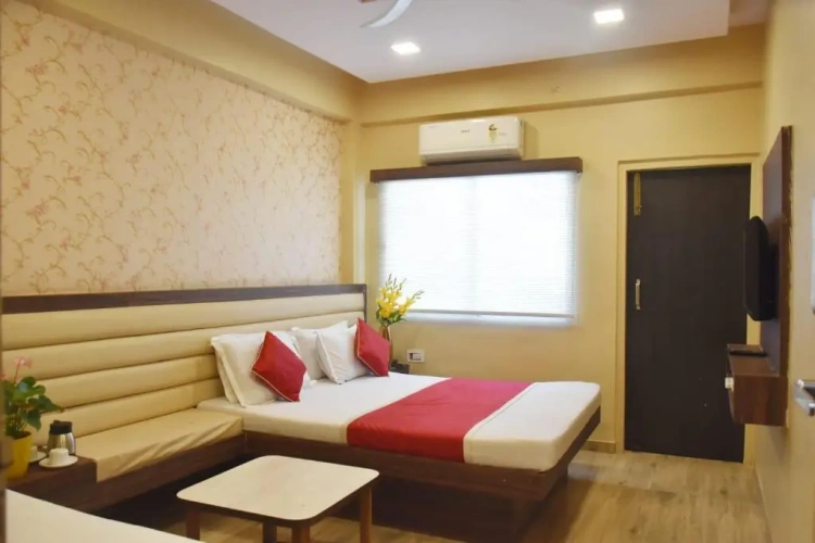 Standard Triple room with balcony