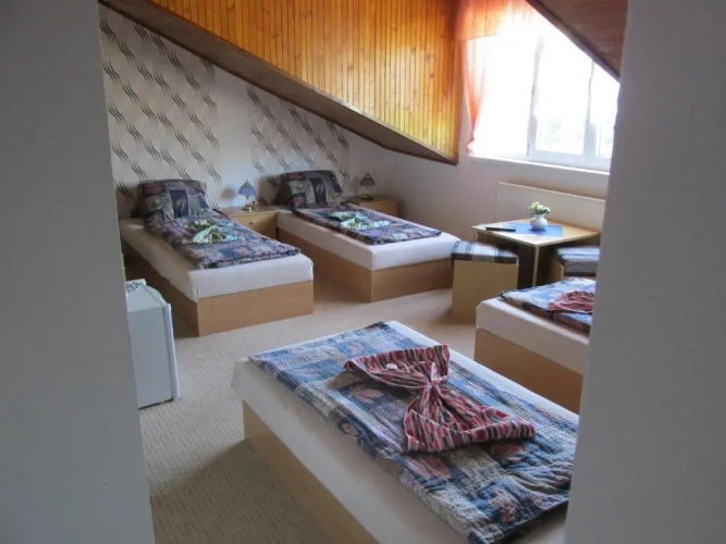 Standard Quadruple room