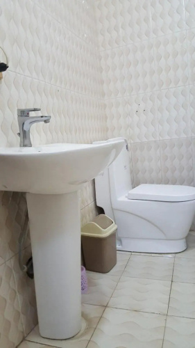 Avi Guest House