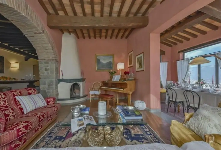 3 Bedrooms Villa