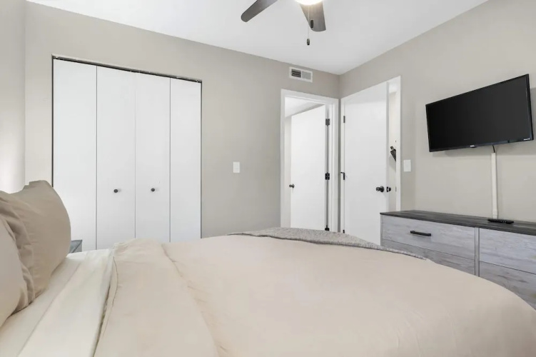Modern Comfort Retreat