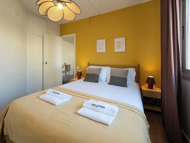 2 Bedrooms Apartment