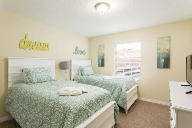Bismarck Palm Townhome 8971