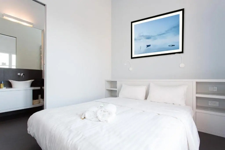 Top Floor2 Beds W/Sea Wiew