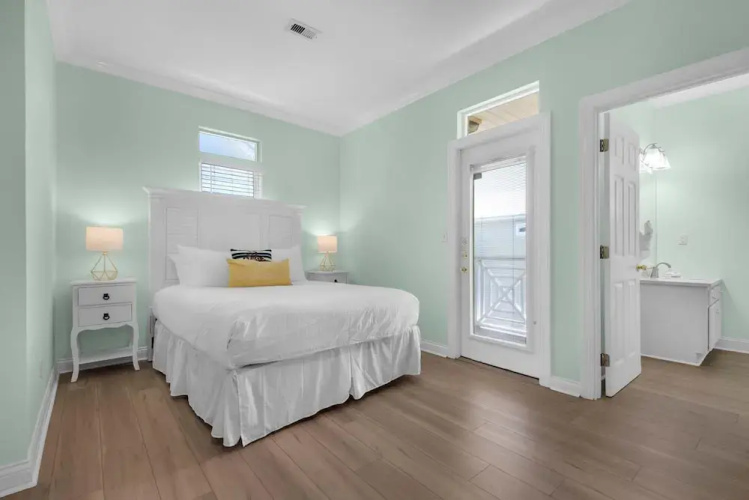 Brzee Bungalow by RealJoy Vacations