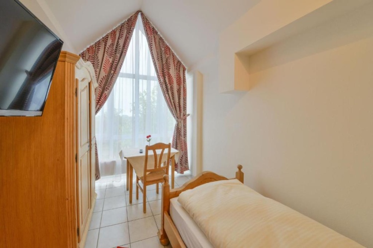 Classic Single room