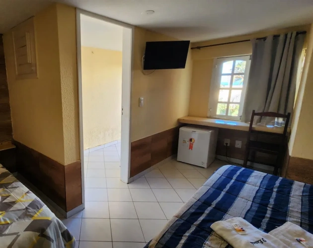 Standard Triple Suite