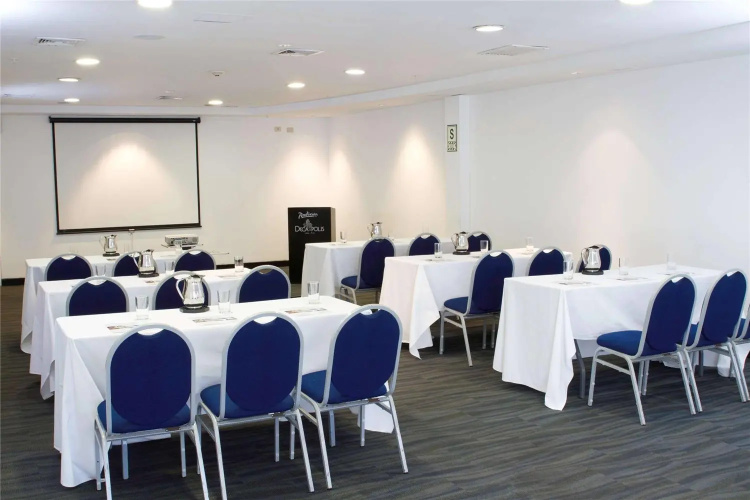 Radisson Hotel Decapolis Miraflores photo 17