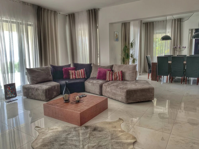 Villa Flora Apartment