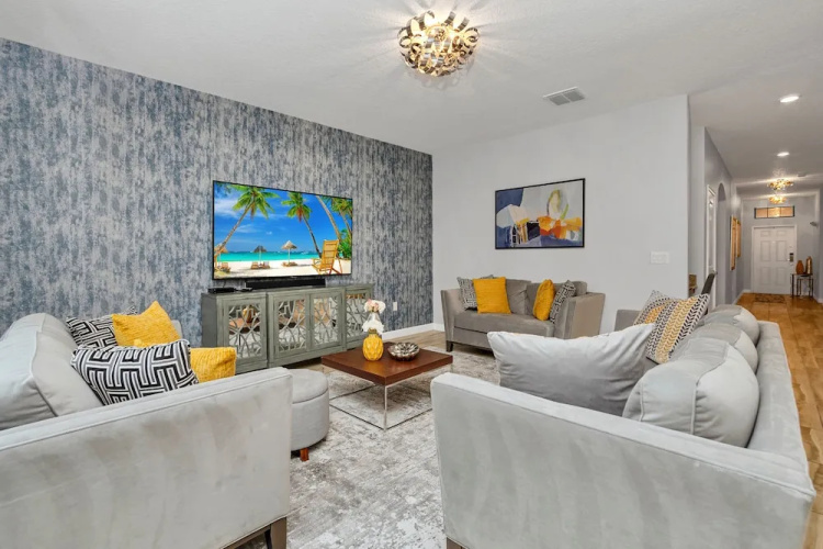 5421 Solterra Circle