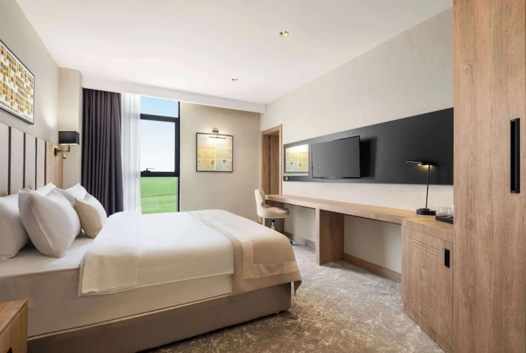 Deluxe Double room City View