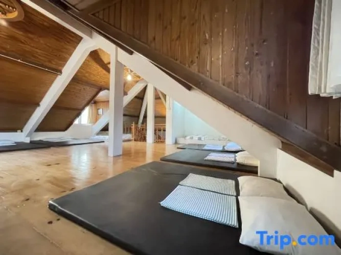 2 Bedrooms Villa with mountain view