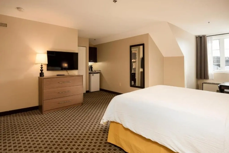 2 Bedrooms Suite