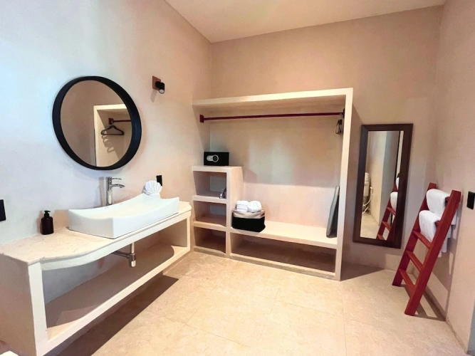Deluxe Suite with balcony and with sea view
