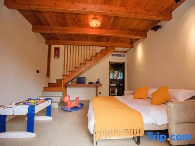 Deluxe Family Suite