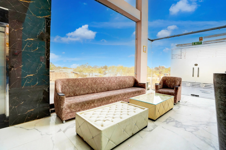 Collection O Surya Enclave Formerly Aroma Regency