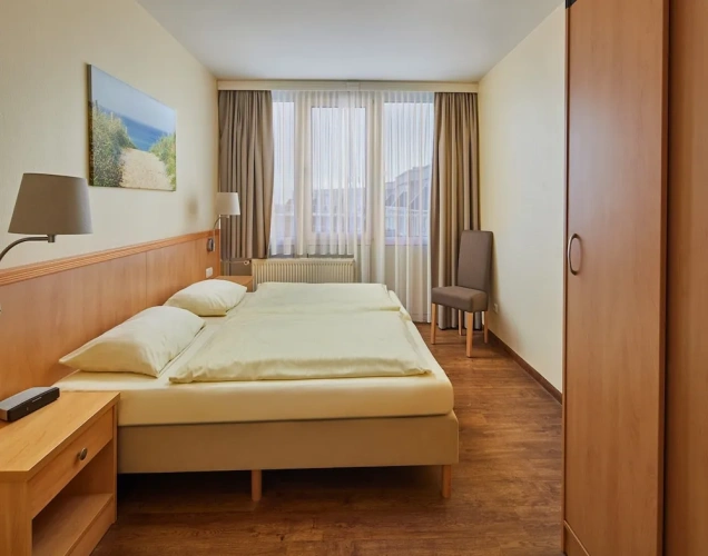 2 Bedrooms Classic Apartment