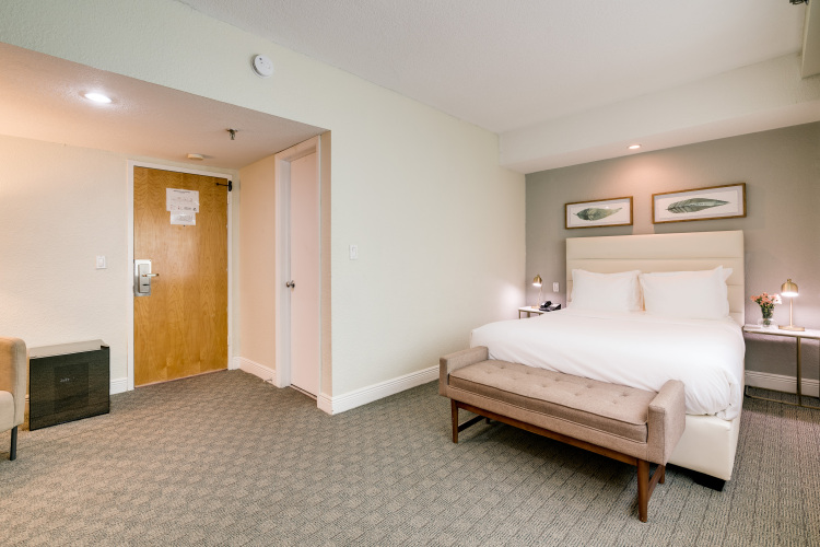 Crest Hotel Suites