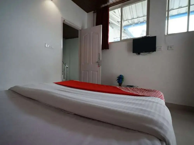 Aruvi Annex by OYO Rooms