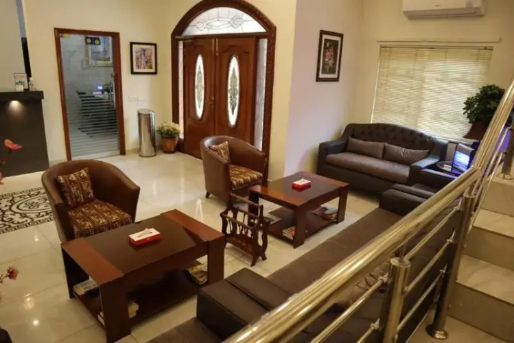 Lahore Hotel