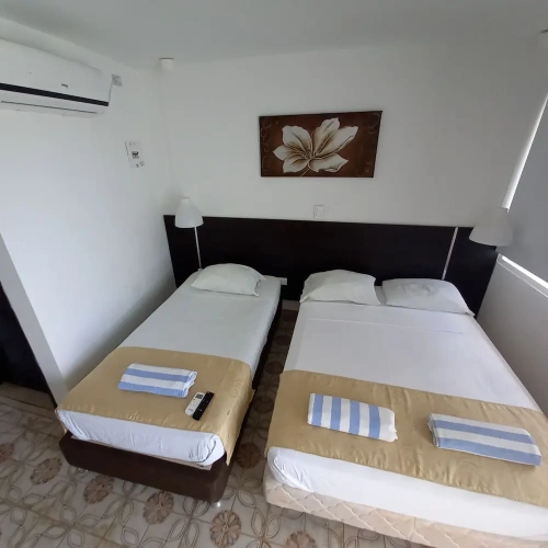 Standard Triple room