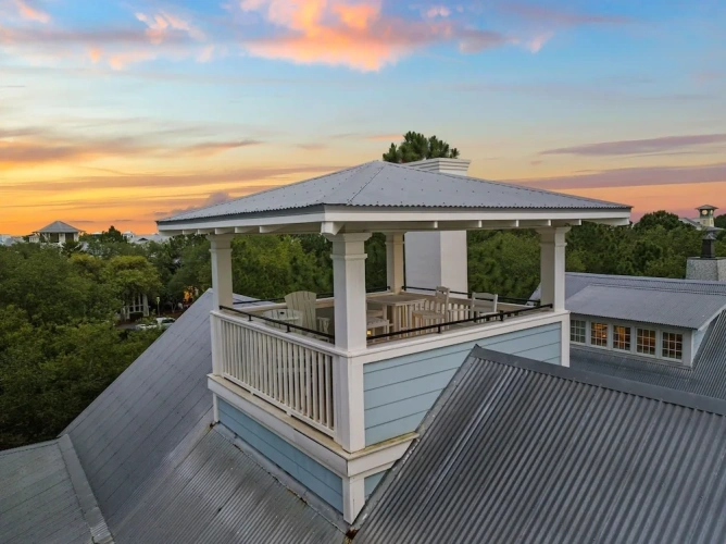 5 Bedrooms Cottage