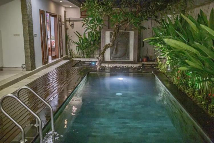 3 Bedrooms Villa