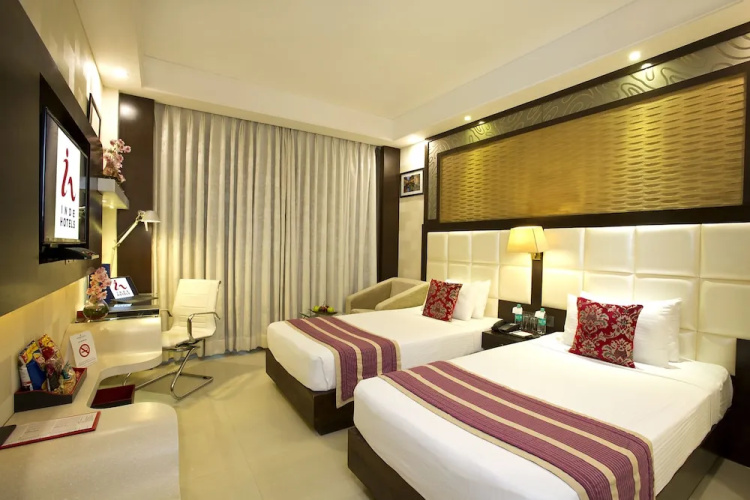Kings Forth Hotels