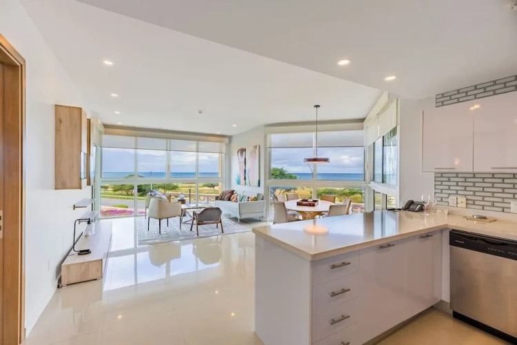 3 Bedrooms Suite with ocean view